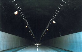 藤ヶ崎トンネル